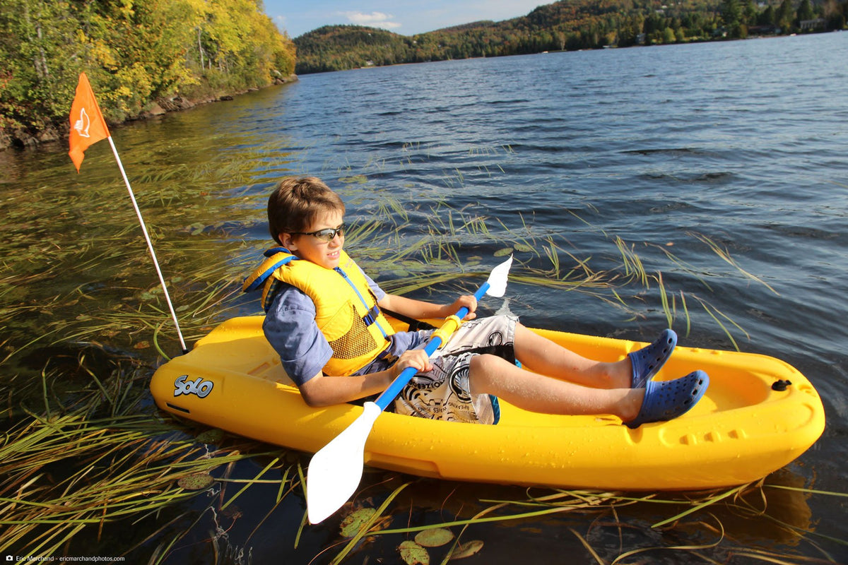 Blue & White Kids Kayak Paddle 152 cm Z9689