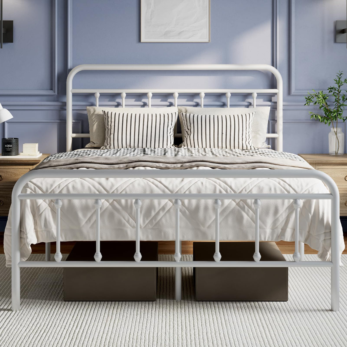 White Metal Full Size Bed Frame with Headboard and Footboard U289